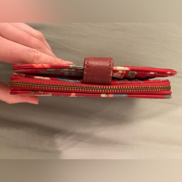 Boho Floral Red Women's Wallet - Picture 4 of 9